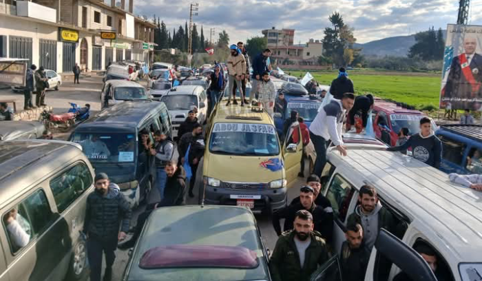 مواكب سيارة لمناصري تيار المستقبل انطلقت من عكار وطرابلس للمشاركة في ذكرى 14 شباط