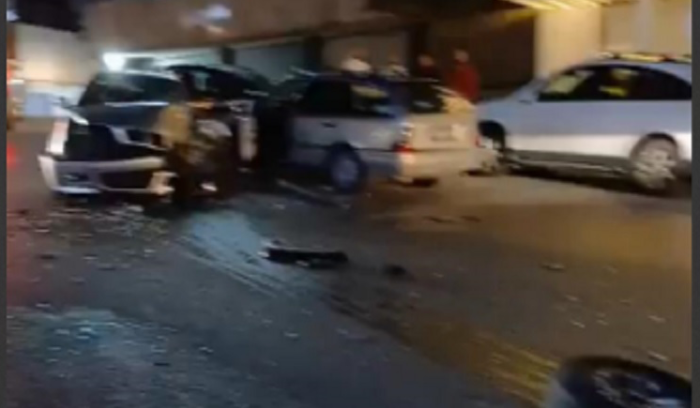 حوادث صدم نتيجة تسرب للمازوت على طريق انطلياس – بكفيا