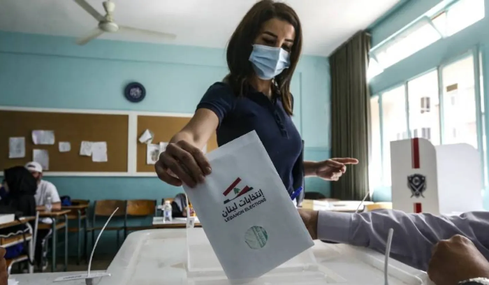 جدل المناصفة والصلاحيات يهدّد جلسة تعديل قانون بلديات بيروت<br />
تحذير من من انسحابات في حال ترحيل استعادة الصلاحيات للمجلس البلدي