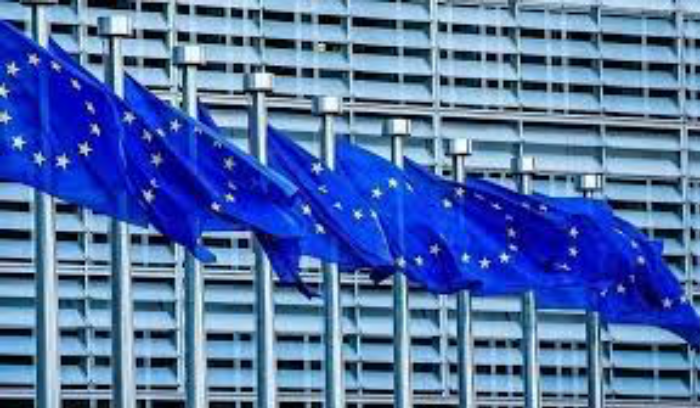 الاتحاد الأوروبي يفرض عقوبات على مسؤولين إيرانيين بينهم وزير