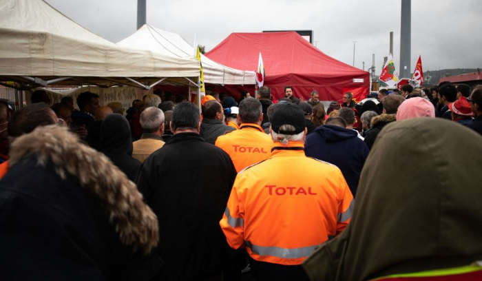 التوجه إلى إقرار تسوية في أزمة الوقود الفرنسية من دون النقابة الرئيسية