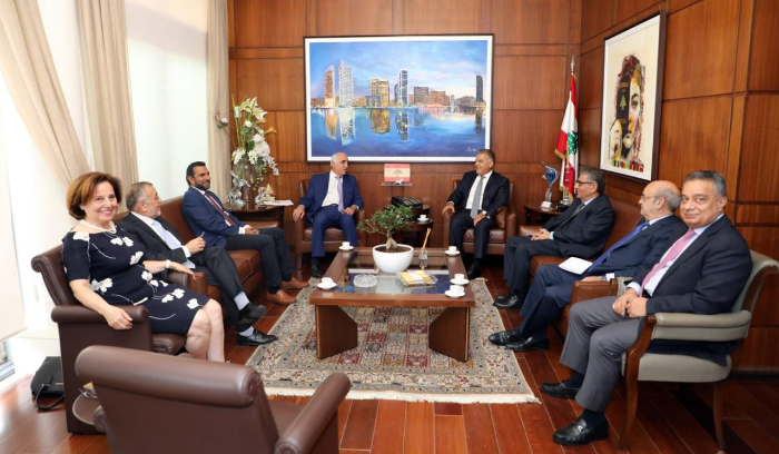 اللواء إبراهيم يبشر اللبنانيين.. مليون جواز في هذا الموعد!