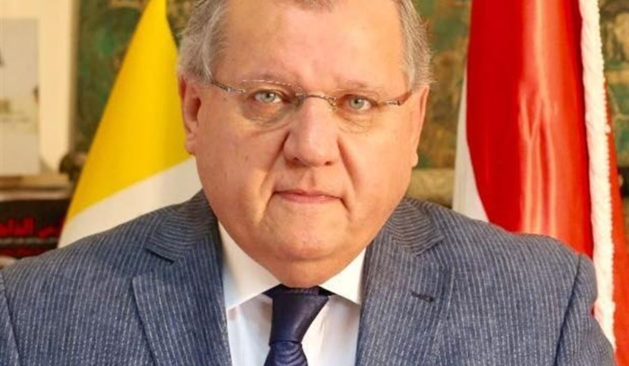 طلال الدويهي سلم يعقوبيان مذكرة بإلغاء العقود المخالفة لقانون تملك الاجانب