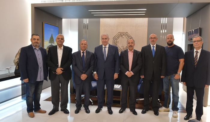 مخزومي التقى وفد جمعية المشاريع: الموازنة غير واقعية وأرقامها وهمية