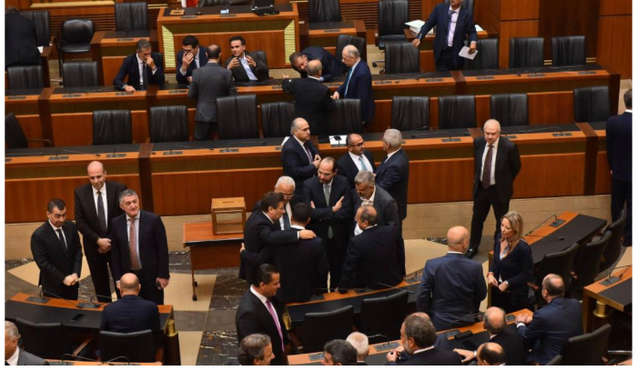 جلسة الانتخاب الثانية: سباق المعارضة مع الوقت