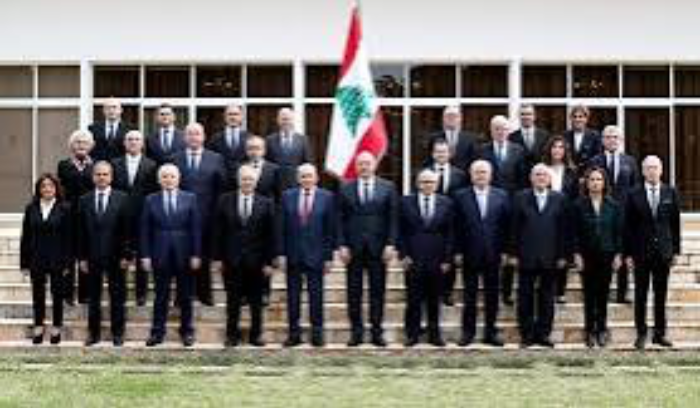 انسحاب «اسرائيلي» مقابل «انتشار» اميركي جنوباً؟<br />
العمل الحكومي انطلق والثقة الاسبوع القادم<br />
ترامب يقلب الطاولة في غزة فماذا عن لبنان؟