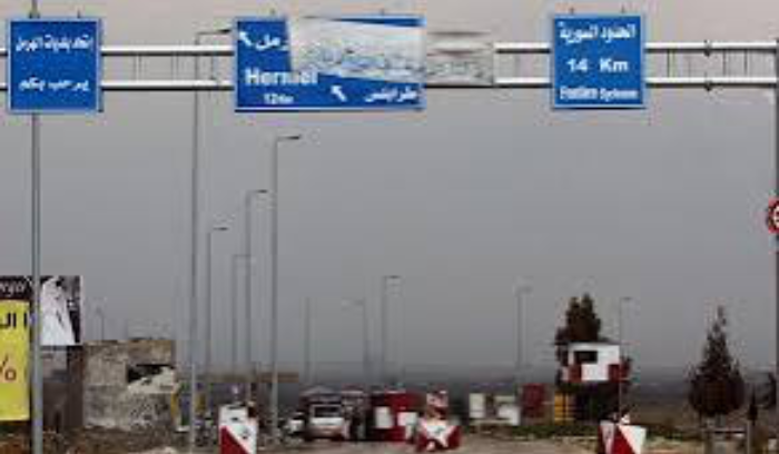 معارك الحدود الشرقية بين لبنان وسوريا ملاحقة مهرّبين أم تمهيد لنشر «اليونيفل»؟
ما الذي يحدث على الحدود اللبنانية – السورية في أقصى البقاع الشمالي؟