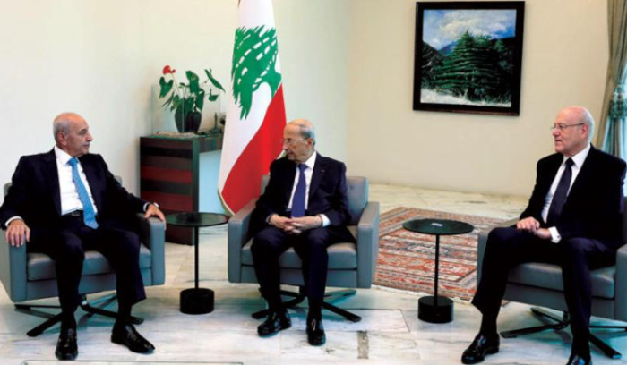 مجموع رواتب الرؤساء في لبنان أقل من 1000 دولار<br />
الانهيار المالي لم يؤثر على مستوى عيشهم