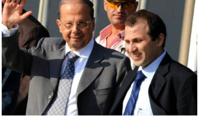 الرأي داخل 