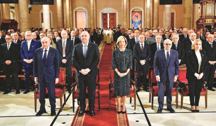 مشهد جامع لأركان الدولة في عيد القديس مارون قرّبهم من نبض الشارع.. وترقّب للبيان الوزاري<br />
آمال على حكومة «الإنقاذ والإصلاح» والراعي يطالب بالانحياز إلى محور الحضارة