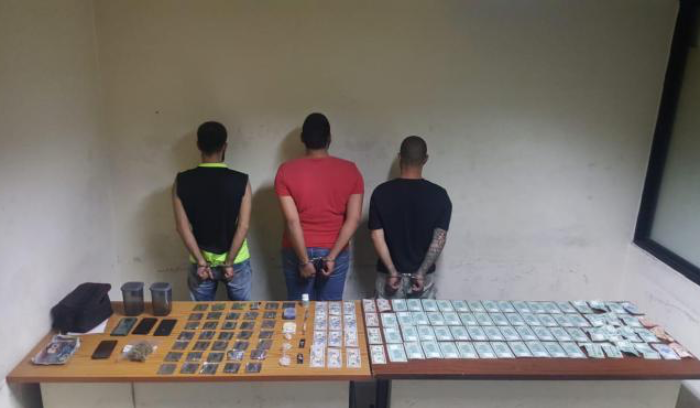 توقيف أفراد شبكة تجارة وترويج مخدّرات تنشط في  بيروت وجبل لبنان ويديرها شخص من جورجيا