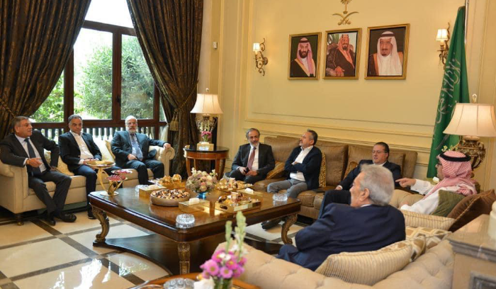 بخاري يبحث مع شقير ووفد من القطاع الخاص<br />
سُبُل تفعيل العلاقات التجارية بين لبنان والسعودية