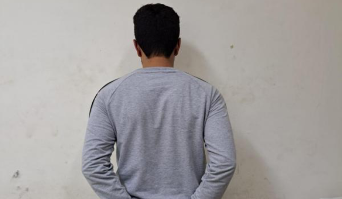 انتحل صفة ضابط أمن ومرافق احدى الشخصيات الهامة ونفّذ عملية احتيال!