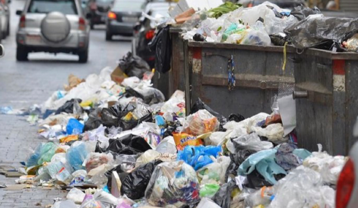 ما سبب أزمة النفايات في بيروت؟