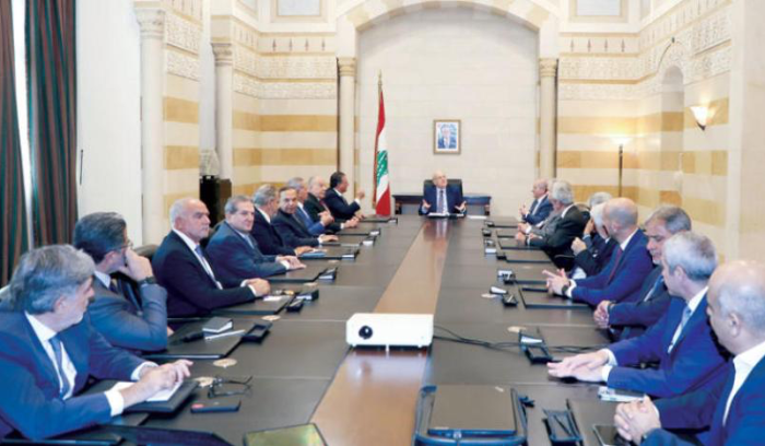 «تحذير» دولي لعون من البقاء في بعبدا والخروج على الدستور<br />
ميقاتي يتحصن بالصمود ولن يسمح بالانقلاب على «الطائف»