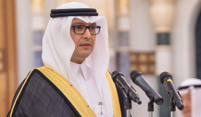 بخاري يلتقي شباب لبنان: المملكة دائماً إلى جانبكم