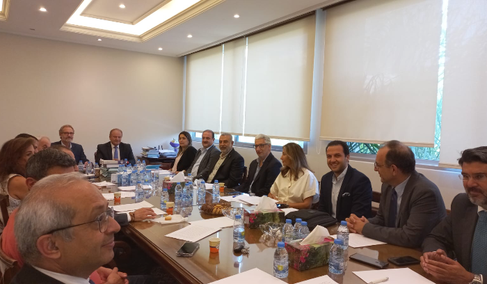نقباء المهن الحرّة: للإسراع بتشكيل حكومة إنقاذ