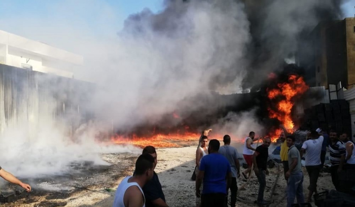 حريق في معمل للبلاستيك بالمنية