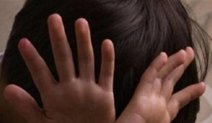 عمره 17 عاما... هكذا حاول اغتصاب أحد الأطفال