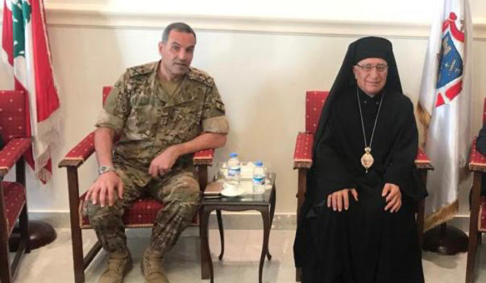 العبسي يستقبل امنيين وزوارا