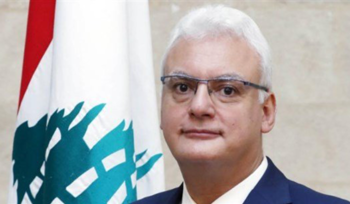 القرم بحث مع ممثلين عن 