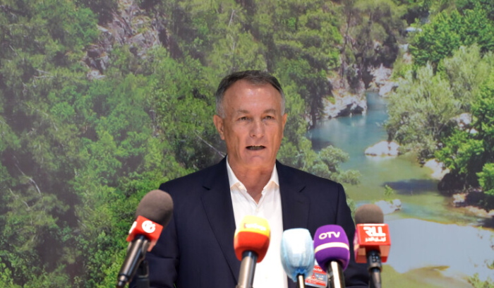 روكز: الخلاص آتٍ