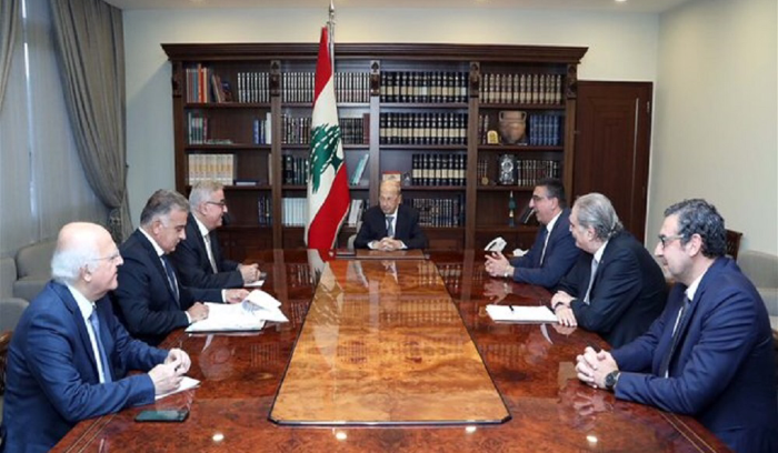 ملف النازحين السوريين على طاولة عون
