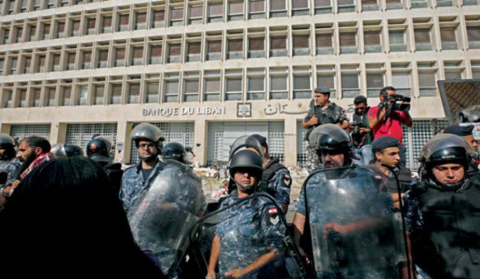 هل تنقذ مقاربة إعادة هيكلة المصارف اقتصاد لبنان؟<br />
الرئيس السابق للرقابة المصرفية يقترح ربطها بتحديث أنظمة الدفع