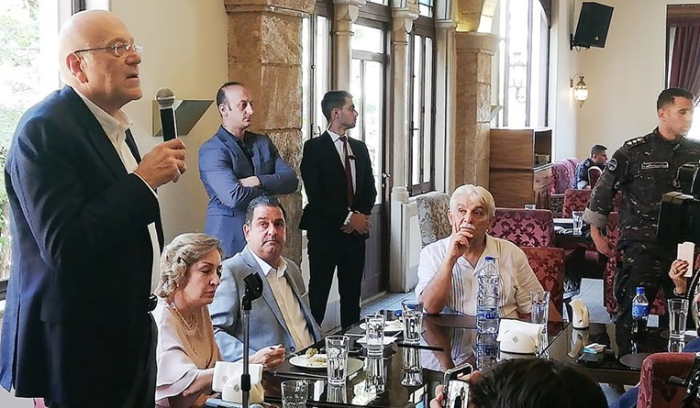 بري: لا تنازل ولا جلسة لانتخاب رئيس قبل إنجاز الإصلاحات<br />
الوسيط الأميركي في بيروت اليوم والتوقعات رمادية