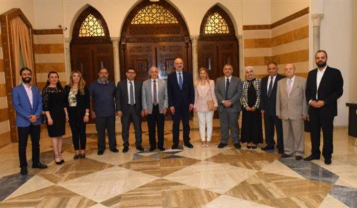وزير الداخلية بحث الأوضاع العامة مع زواره