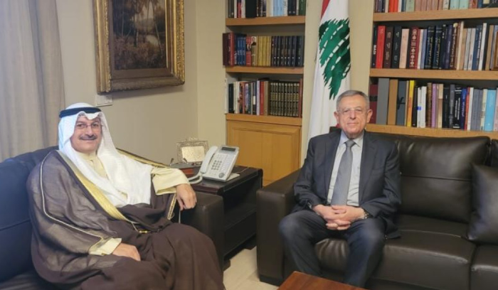 السنيورة بحث في الأوضاع الراهنة مع السفير الكويتي