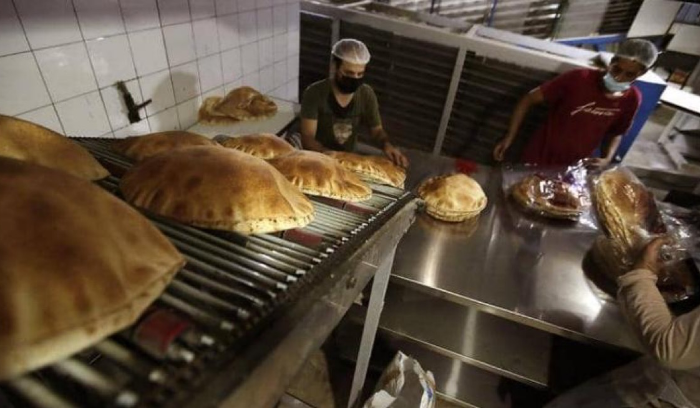 نقابات المخابز: لتوزيع الطحين بشكل عادل