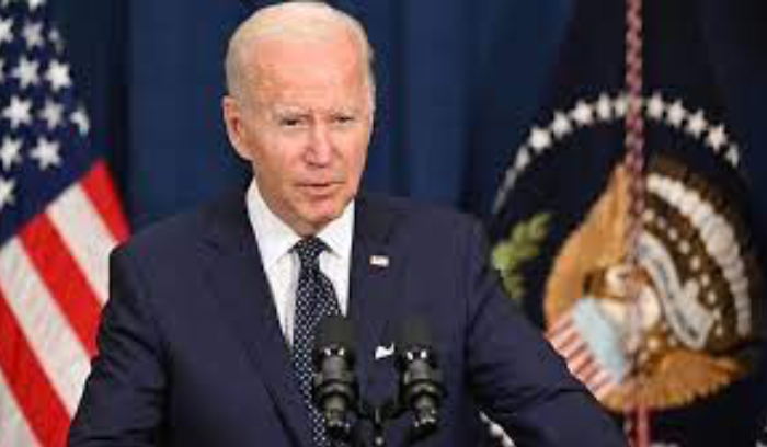 بايدن مصاب بالكورونا.. والأعراض خفيفة