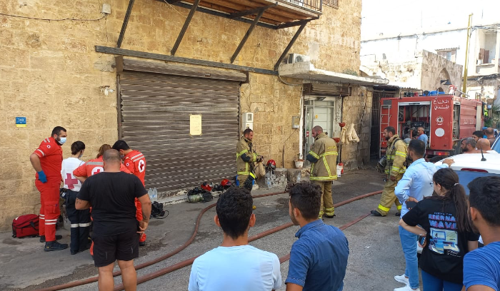 حربق في محل تجاري في السوق القديم في البترون