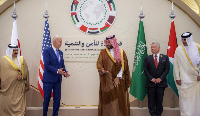 لبنان غاب عن 