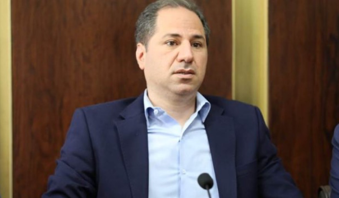 الجميّل: علامَ تتقاتلون؟