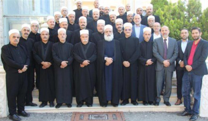 شيخ العقل تلقّى اتصالات مهنئة بالأضحى والتقى وفوداً