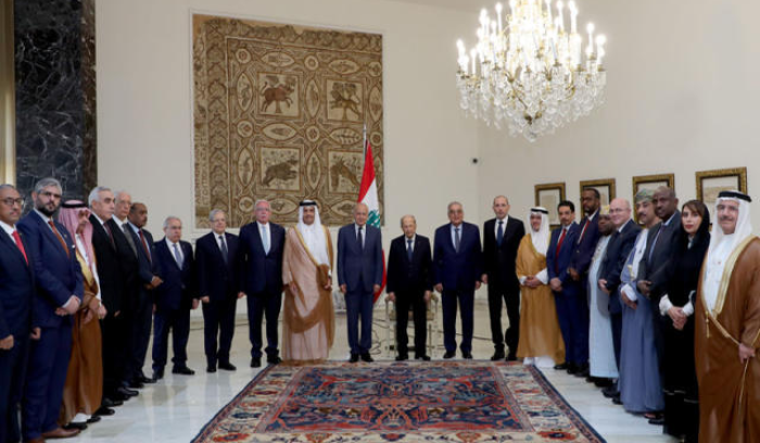 دعم معنوي عربي للبنان بمحرك كويتي - قطري<br />
موافقة «ملغومة» لإسرائيل على اقتراح بيروت بشأن ترسيم الحدود
