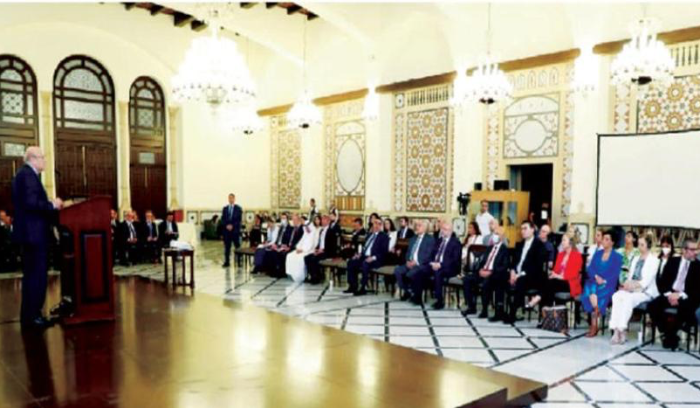 ميقاتي للمجتمع الدولي: سنُخرج السوريين بطريقة غير مستحبة إذا لم تتعاونوا مع لبنان<br />
أطلق نداء للحصول على 3.2 مليار دولار للتصدي للآثار المستمرة لأزمة النازحين
