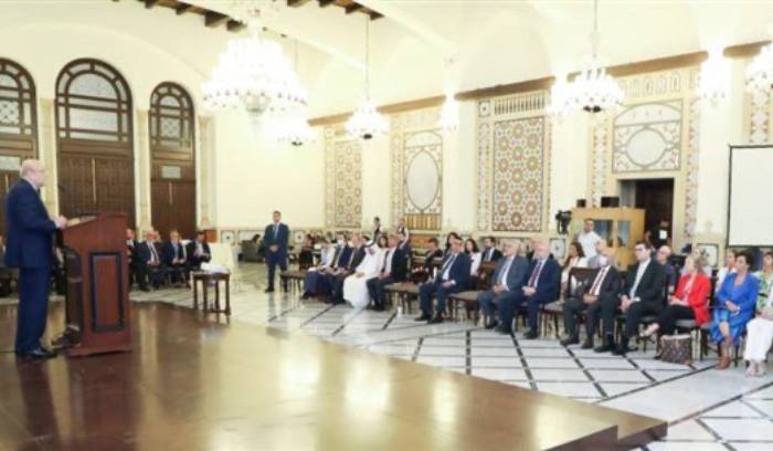 ميقاتي: تعاونوا... وإلا سيكون للبنان موقف ليس مستحبا على دول الغرب