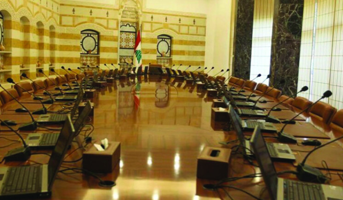 الاستشارات الاثنين.. أي رئيس مكلّف؟