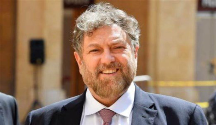 افرام: تحية تضامنية خاصة للعاملين في القطاع العام