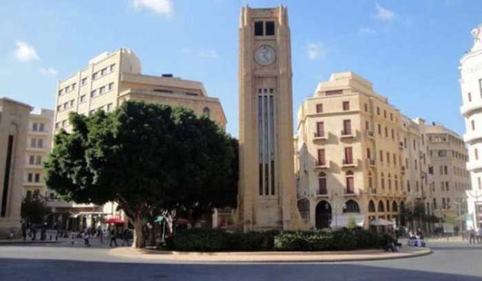 موظفو الميكانيك يقطعون الطريق أمام ⁧‫ساحة النجمة‬⁩