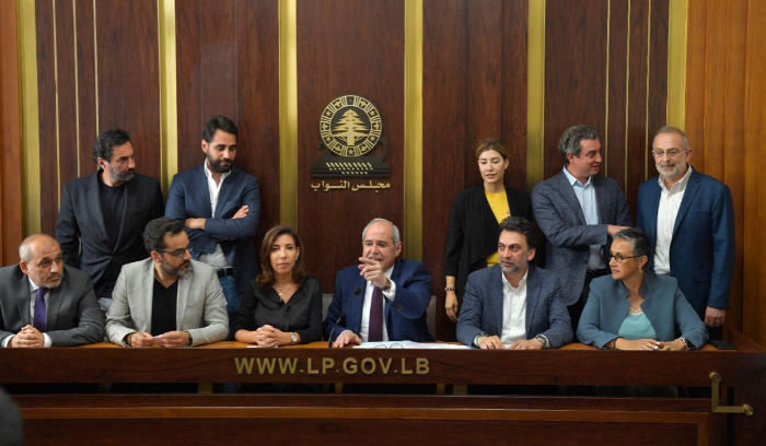 لبنان وإسرائيل يحتكمان الى “الاحتواء” الأميركي