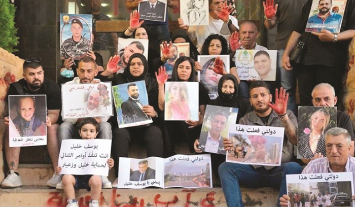 مجلس النواب إلى معمعة اللجان غداً الثلاثاء.. التغييريون يترشحون وبري يفضّل التفاهم على التصويت وشروط باسيل تعرقل التوافق مع «الثنائي»<br />
لبنان منشغل بالحكومة.. وإسرائيل تبدأ بالتنقيب في المنطقة المتنازع عليها