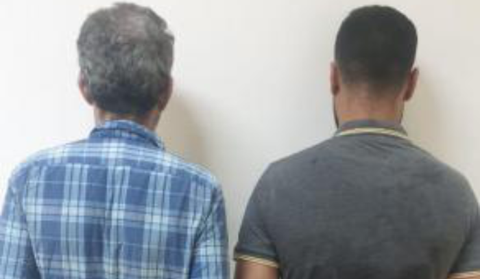سرقا مبالغ مالية ومصاغاً من أحد المنازل في عاليه والمعلومات أوقفتهما