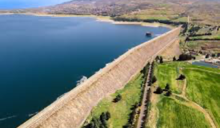 فيديوهات لعناصر عسكرية داخل نفق تثير الجدل في لبنان.. ماذا في التفاصيل؟