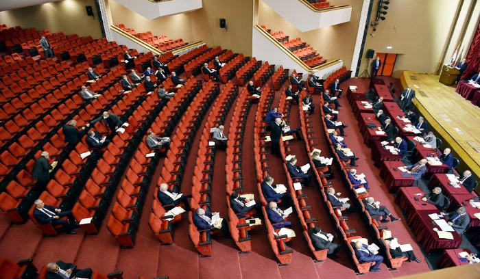 إحالة مشروع نظام تأمين البطالة إلى البرلمان