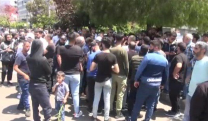 اعتصام لاهالي موقوفي احداث عبرا عند تقاطع ايليا