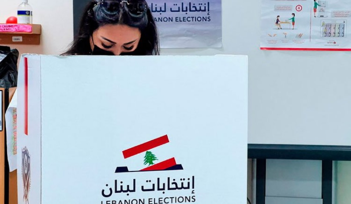هل يحق للناخب استخدام الخلوي أثناء الاقتراع؟